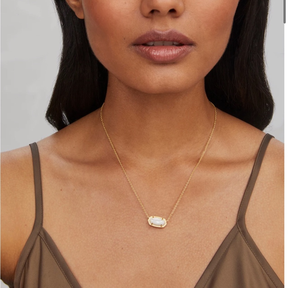 Kendra Scott Elisa oval necklace mother of pearl like new - Picture 5 of 5